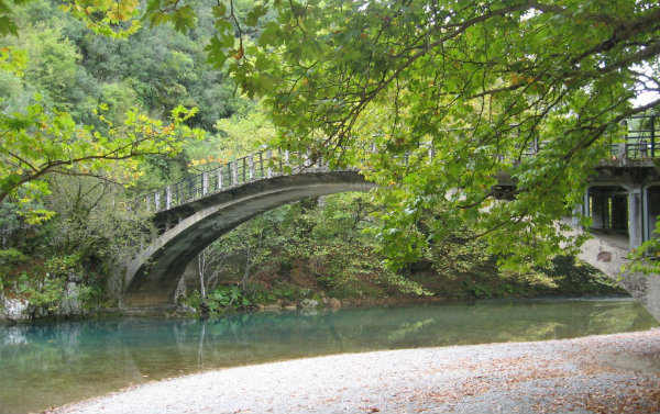 גשרי אבן צפון יוון