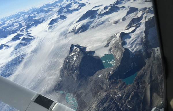 קרחונים-ואגמים-בגרינלנד